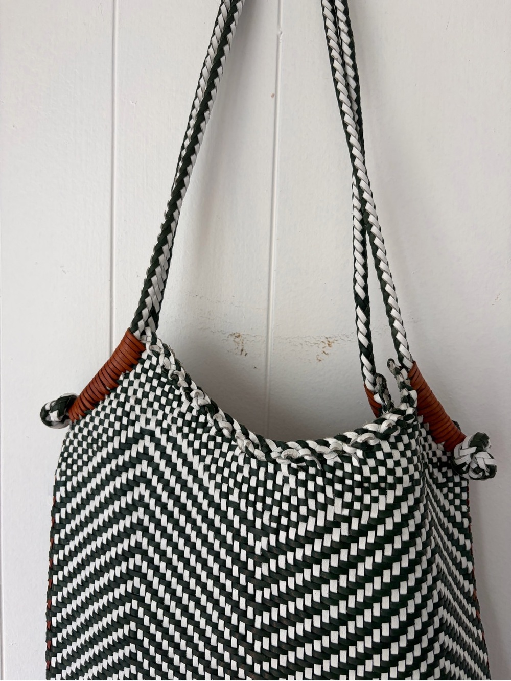 Dragon Diffusion leather woven bag - Picture 5 of 8
